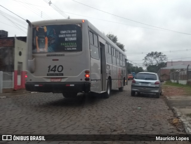 Viação Centro Oeste 140 na cidade de Santiago, Rio Grande do Sul, Brasil, por Mauricio Lopes. ID da foto: 6976726.