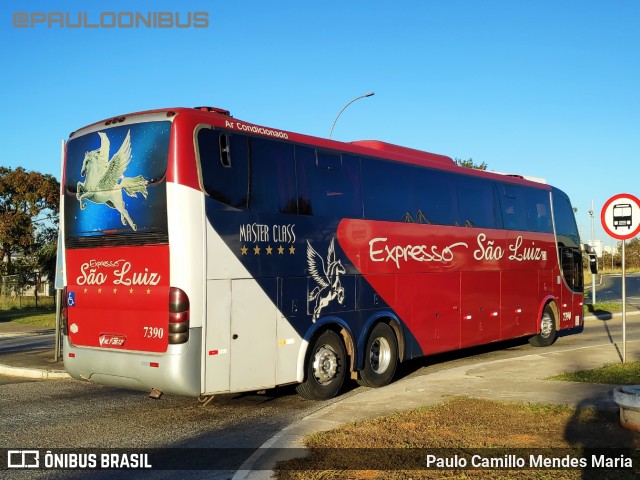 Expresso São Luiz 7390 na cidade de Brasília, Distrito Federal, Brasil, por Paulo Camillo Mendes Maria. Número da foto: #6976999.