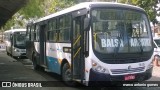 Viação Águia Azul 1610 na cidade de Porto Seguro, Bahia, Brasil, por Marco Antonio Gomes. Número da foto: #:id.