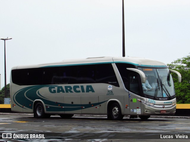 Viação Garcia 7576 na cidade de Londrina, Paraná, Brasil, por Lucas Vieira. ID da foto: 6937172.