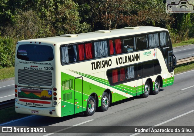 Empresa de Transportes Coletivos Volkmann 1300 na cidade de Santa Isabel, São Paulo, Brasil, por Rudnei Aparecido da Silva. ID da foto: 6935989.