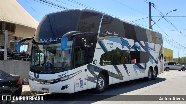 Pedra Azul Turismo 37000 na cidade de Divinópolis, Minas Gerais, Brasil, por Ailton Alves. Número da foto: #6987287.