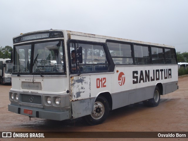 Auto Viação Sanjotur 012 na cidade de São José dos Pinhais, Paraná, Brasil, por Osvaldo Born. ID da foto: 6987956.