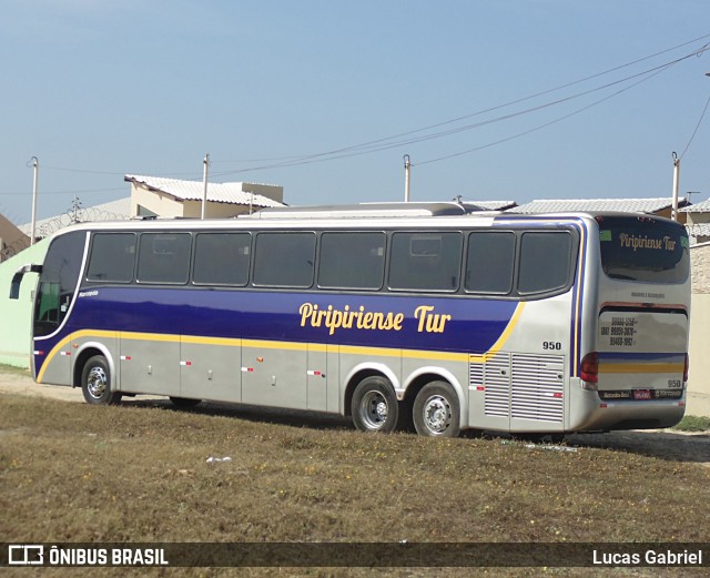 Piripiriense Tur 950 na cidade de Luís Correia, Piauí, Brasil, por Lucas Gabriel. Número da foto: #6987995.