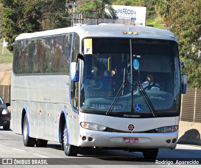 Ônibus Particulares 210 na cidade de Aparecida, São Paulo, Brasil, por Rodrigo  Aparecido. ID da foto: 6989264.