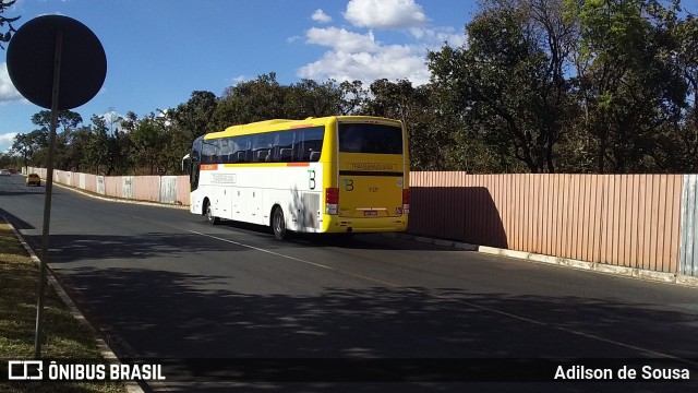 Transbrasiliana Transportes e Turismo 51229 na cidade de Brasília, Distrito Federal, Brasil, por Adilson de Sousa. Número da foto: #6987477.