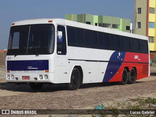 Ônibus Particulares 4027 na cidade de Luís Correia, Piauí, Brasil, por Lucas Gabriel. ID da foto: 6988025.