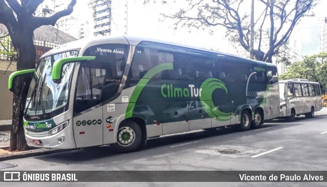 Clima Tur 4000 na cidade de Belo Horizonte, Minas Gerais, Brasil, por Vicente de Paulo Alves. ID da foto: 6991873.