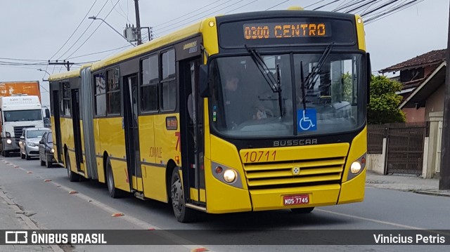 Gidion Transporte e Turismo 10711 na cidade de Joinville, Santa Catarina, Brasil, por Vinicius Petris. ID da foto: 6990958.