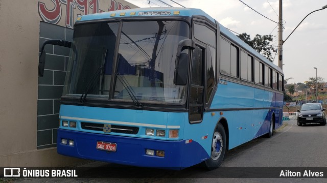 Ônibus Particulares 9784 na cidade de Belo Horizonte, Minas Gerais, Brasil, por Ailton Alves. Número da foto: #6990718.