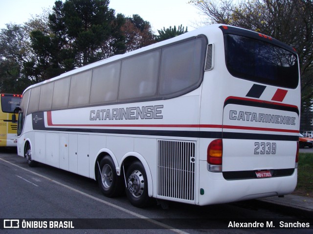 Auto Viação Catarinense 2339 na cidade de Curitiba, Paraná, Brasil, por Alexandre M.  Sanches. ID da foto: 6994615.