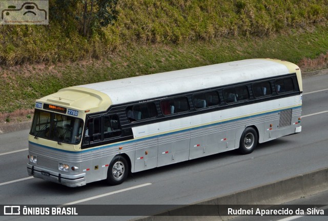 Ônibus Particulares 2780 na cidade de Arujá, São Paulo, Brasil, por Rudnei Aparecido da Silva. ID da foto: 6997928.