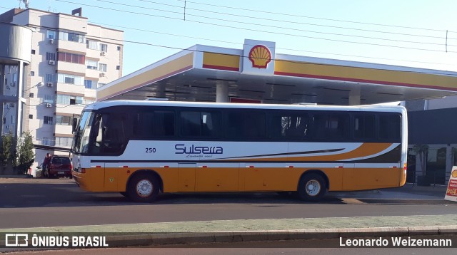 Sulserra Transportes e Turismo 250 na cidade de Três Passos, Rio Grande do Sul, Brasil, por Leonardo Weizemann. ID da foto: 6996386.