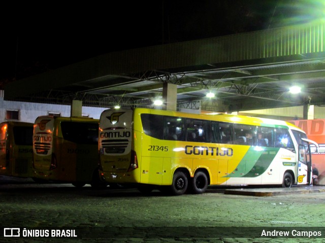 Empresa Gontijo de Transportes 21345 na cidade de Curvelo, Minas Gerais, Brasil, por Andrew Campos. ID da foto: 6999895.