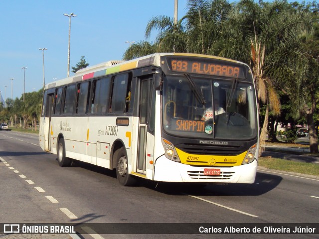 Transurb A72097 na cidade de Rio de Janeiro, Rio de Janeiro, Brasil, por Carlos Alberto de Oliveira Júnior. Número da foto: #7001714.