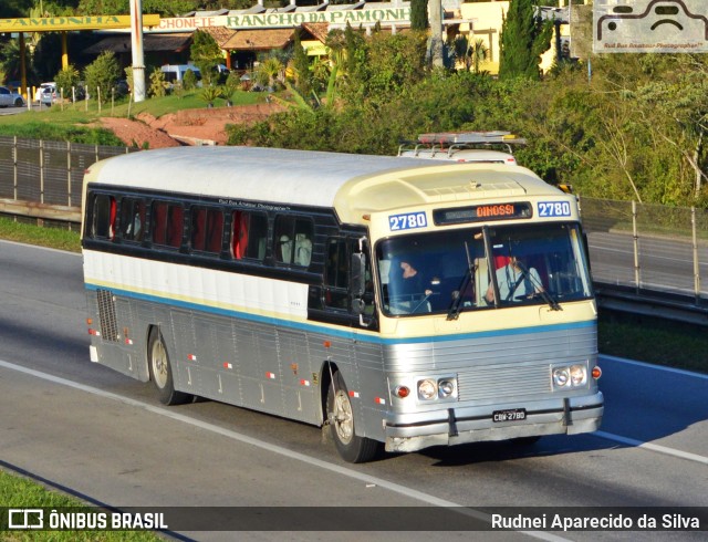 Ônibus Particulares 2780 na cidade de Santa Isabel, São Paulo, Brasil, por Rudnei Aparecido da Silva. ID da foto: 7003263.