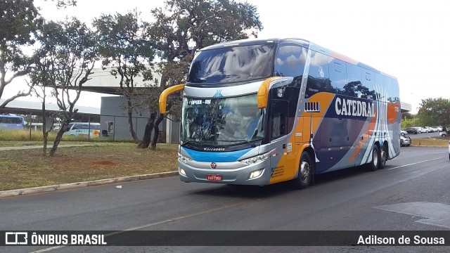 Catedral Turismo 17203 na cidade de Brasília, Distrito Federal, Brasil, por Adilson de Sousa. ID da foto: 7006538.