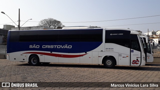 Viação São Cristóvão 2440 na cidade de Divinópolis, Minas Gerais, Brasil, por Marcus Vinicius Lara Silva. ID da foto: 7004695.