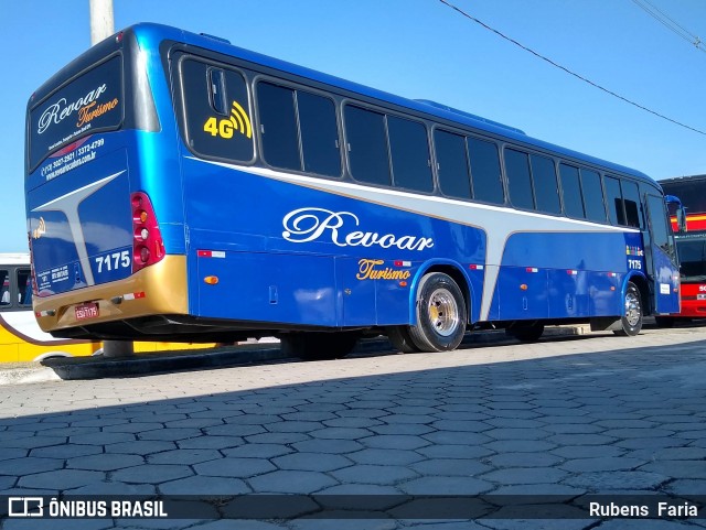 Revoar Locadora de Veículos 7175 na cidade de Cachoeira Paulista, São Paulo, Brasil, por Rubens  Faria. Número da foto: #7004739.