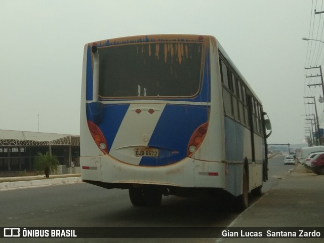 Ônibus Particulares 8572 na cidade de Ji-Paraná, Rondônia, Brasil, por Gian Lucas  Santana Zardo. Número da foto: #7007171.