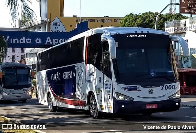 Viação Grifo 7000 na cidade de Aparecida, São Paulo, Brasil, por Vicente de Paulo Alves. ID da foto: 7007563.