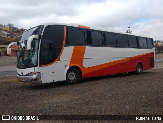 Novo Stillo Turismo 10200 na cidade de Conselheiro Lafaiete, Minas Gerais, Brasil, por Rubens  Faria. Número da foto: #7007281.