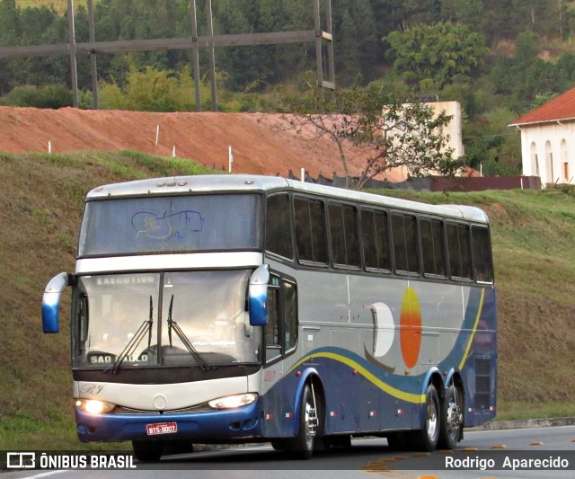 Ônibus Particulares 2007 na cidade de Aparecida, São Paulo, Brasil, por Rodrigo  Aparecido. ID da foto: 7008658.