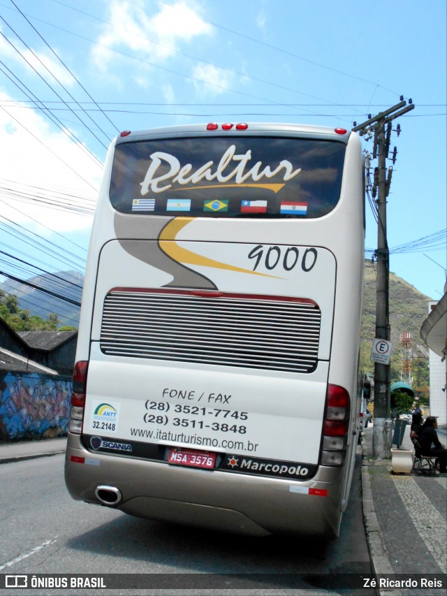 Realtur 9000 na cidade de Petrópolis, Rio de Janeiro, Brasil, por Zé Ricardo Reis. ID da foto: 7007744.