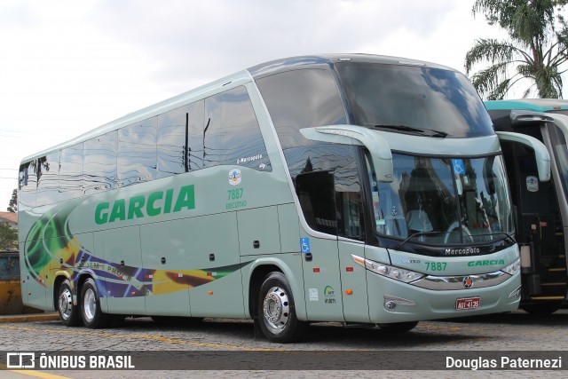 Viação Garcia 7887 na cidade de Curitiba, Paraná, Brasil, por Douglas Paternezi. Número da foto: #7010678.