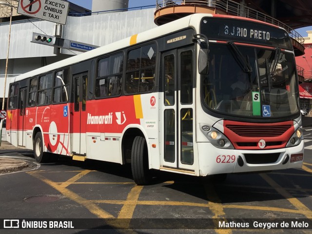 Expresso Itamarati 6229 na cidade de São José do Rio Preto, São Paulo, Brasil, por Matheus  Geyger de Melo. ID da foto: 7010190.