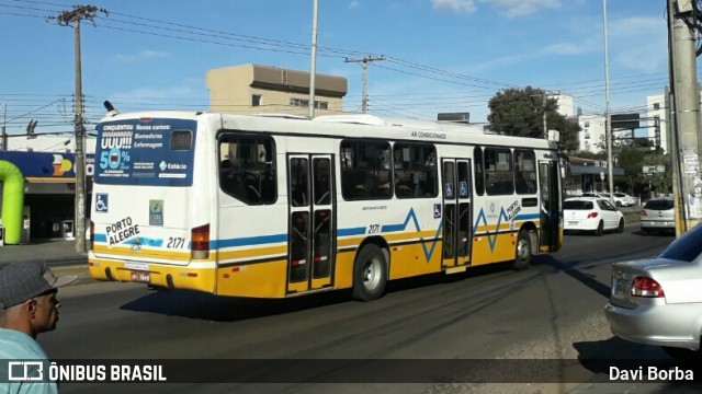 VTC - Viação Teresópolis Cavalhada 2171 na cidade de Porto Alegre, Rio Grande do Sul, Brasil, por Davi Borba. Número da foto: #7012165.