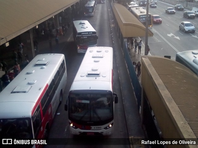 Allibus Transportes 4 5383 na cidade de São Paulo, São Paulo, Brasil, por Rafael Lopes de Oliveira. Número da foto: #7012226.