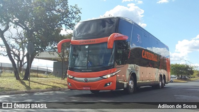 Catedral Turismo 19280 na cidade de Brasília, Distrito Federal, Brasil, por Adilson de Sousa. Número da foto: #7013037.