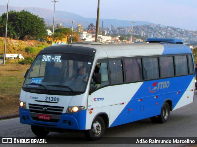 Transjuatuba > Stilo Transportes 21300 na cidade de Belo Horizonte, Minas Gerais, Brasil, por Adão Raimundo Marcelino. ID da foto: 6940916.