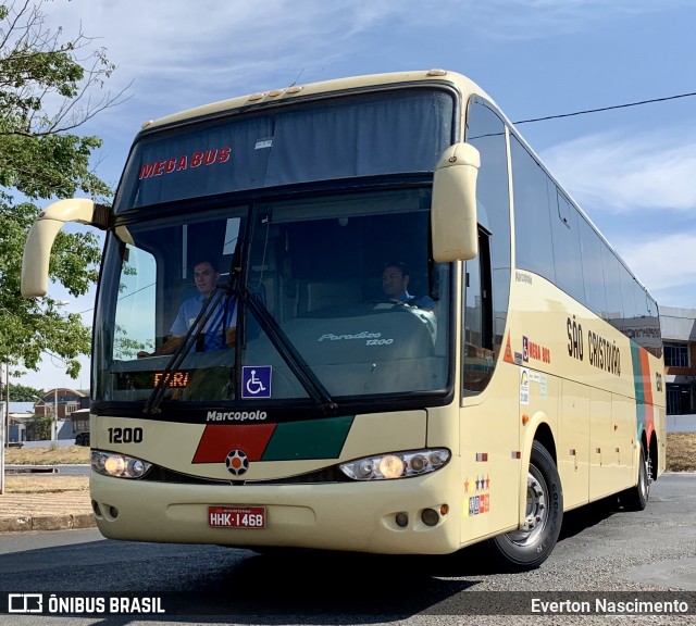 Empresa São Cristóvão 1200 na cidade de Uberlândia, Minas Gerais, Brasil, por Everton Nascimento. ID da foto: 6939735.