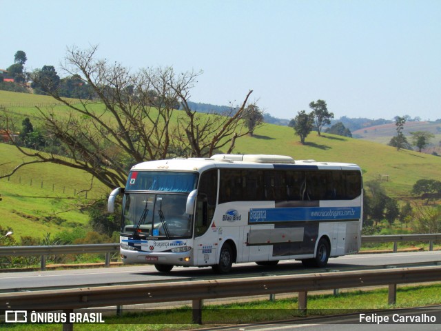 Auto Viação Bragança 6004 na cidade de Atibaia, São Paulo, Brasil, por Felipe Carvalho. ID da foto: 7016891.