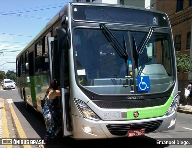 Viação Garcia 8243 na cidade de Apucarana, Paraná, Brasil, por Emanoel Diego.. ID da foto: 7017907.