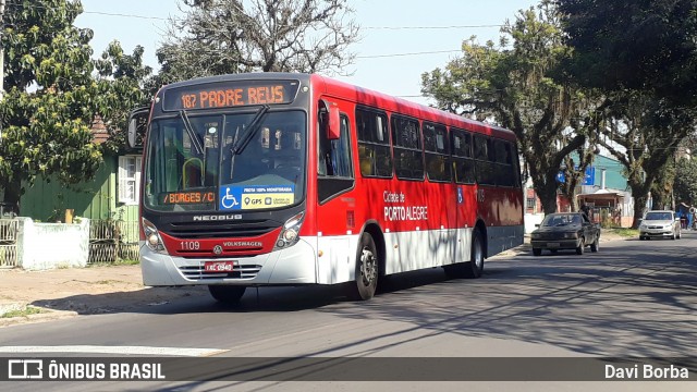 Trevo Transportes Coletivos 1109 na cidade de Porto Alegre, Rio Grande do Sul, Brasil, por Davi Borba. ID da foto: 7015761.