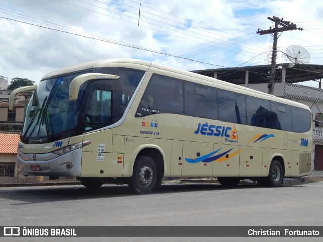 Jéssica Viagens 7000 na cidade de Coimbra, Minas Gerais, Brasil, por Christian  Fortunato. Número da foto: #7018952.