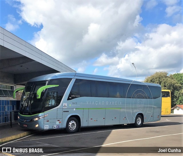 Viação Garcia 8413 na cidade de Foz do Iguaçu, Paraná, Brasil, por Joel Cunha. Número da foto: #7020812.