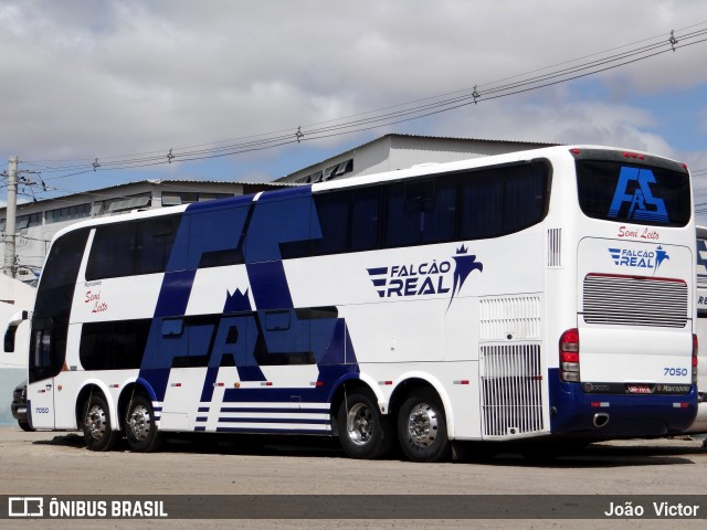 Falcão Real 7050 na cidade de Juazeiro, Bahia, Brasil, por João Victor. ID da foto: 6947340.