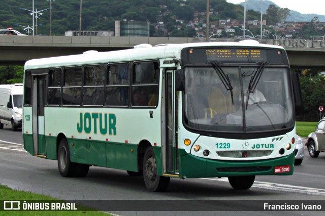 Jotur - Auto Ônibus e Turismo Josefense 1229 na cidade de Florianópolis, Santa Catarina, Brasil, por Francisco Ivano. Número da foto: #6946505.