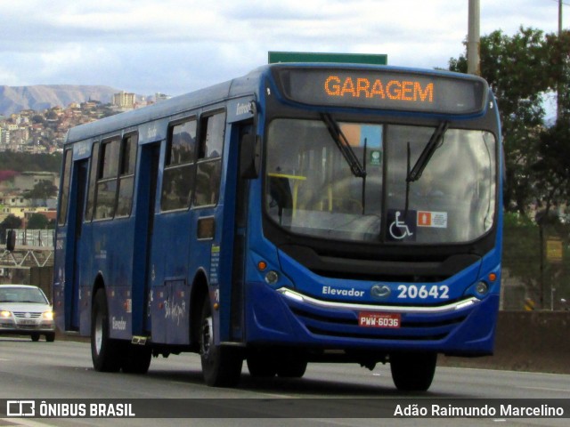 Viação Globo 20642 na cidade de Belo Horizonte, Minas Gerais, Brasil, por Adão Raimundo Marcelino. ID da foto: 6950293.