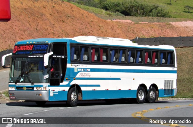 Lindomar Turismo 5000 na cidade de Aparecida, São Paulo, Brasil, por Rodrigo  Aparecido. ID da foto: 6950156.