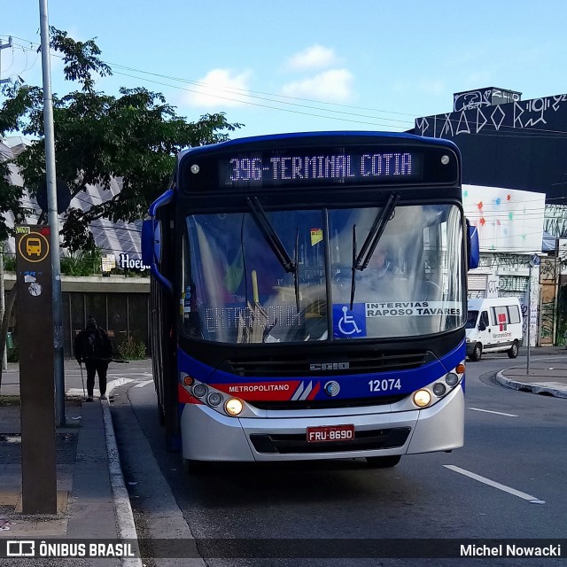 Auto Viação Bragança Metropolitana > Viação Raposo Tavares 12.074 na cidade de São Paulo, São Paulo, Brasil, por Michel Nowacki. Número da foto: #6953545.