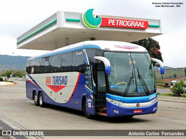 Van Turismo 20020 na cidade de João Monlevade, Minas Gerais, Brasil, por Antonio Carlos Fernandes. ID da foto: 6951530.