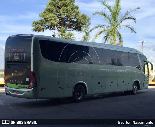 Viação Garcia 7208 na cidade de Londrina, Paraná, Brasil, por Everton Nascimento. ID da foto: 6951566.