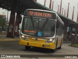 Companhia Carris Porto-Alegrense 0676 na cidade de Porto Alegre, Rio Grande do Sul, Brasil, por Gabriel Cafruni. Número da foto: #:id.