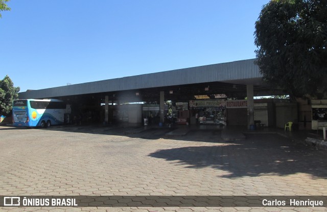 Terminais Rodoviários e Urbanos  na cidade de Iporá, Goiás, Brasil, por Carlos  Henrique. Número da foto: #7021583.