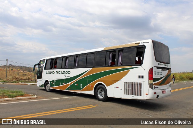 Bruno Ricardo Turismo 210 na cidade de Alfenas, Minas Gerais, Brasil, por Lucas Elson de Oliveira. Número da foto: #7023425.
